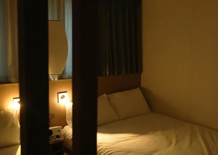 Maril Ro Hongdae Seul